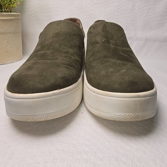 STEVE MADDEN ZAYNA ARMY GREEN SLIP ON SUEDE SHOE WOMENS SIZE 8 EUC - Picture 8 of 10